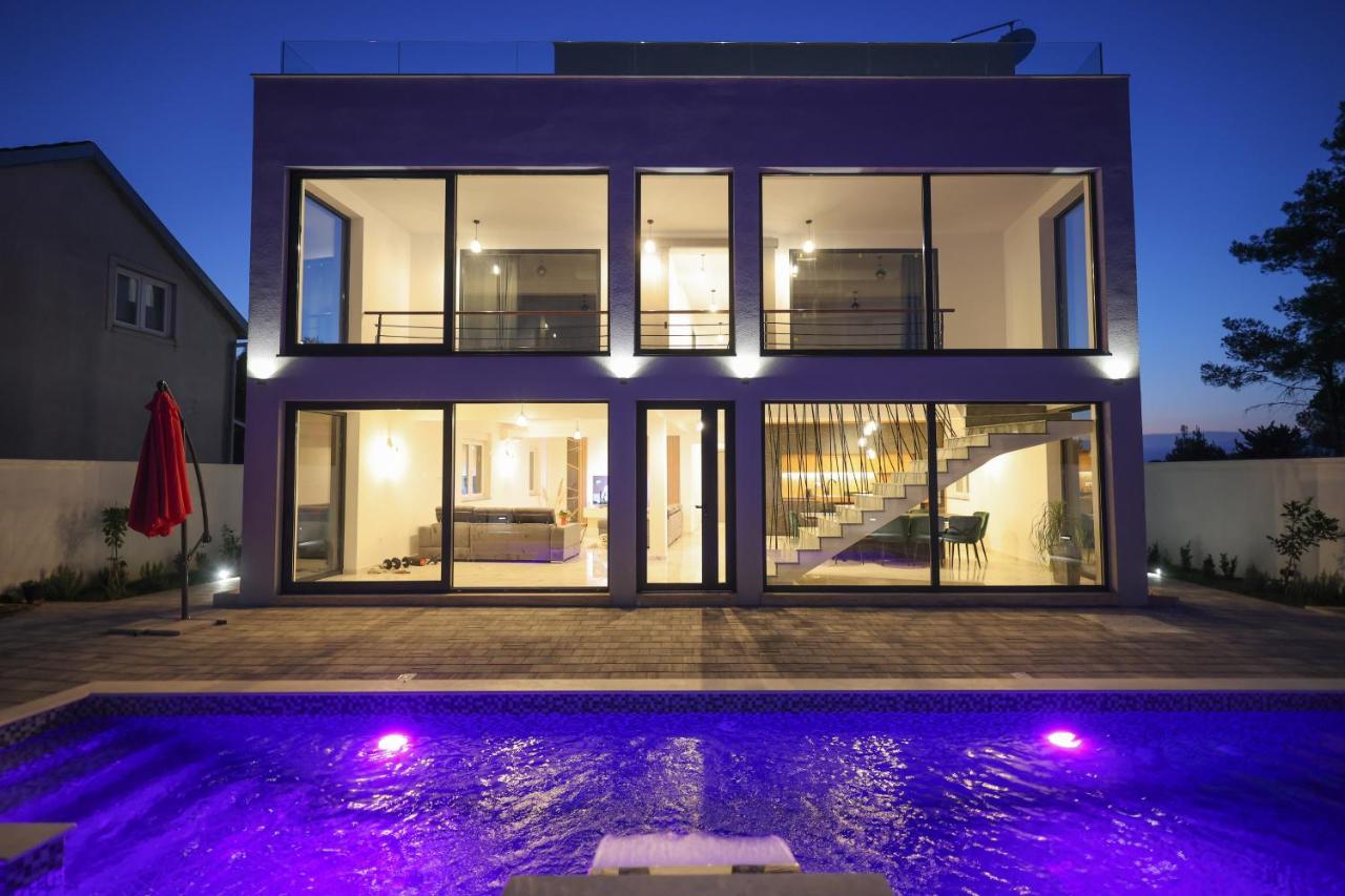 Rhapsody In Green - Luxury Villa In Zadar Crno Exteriör bild